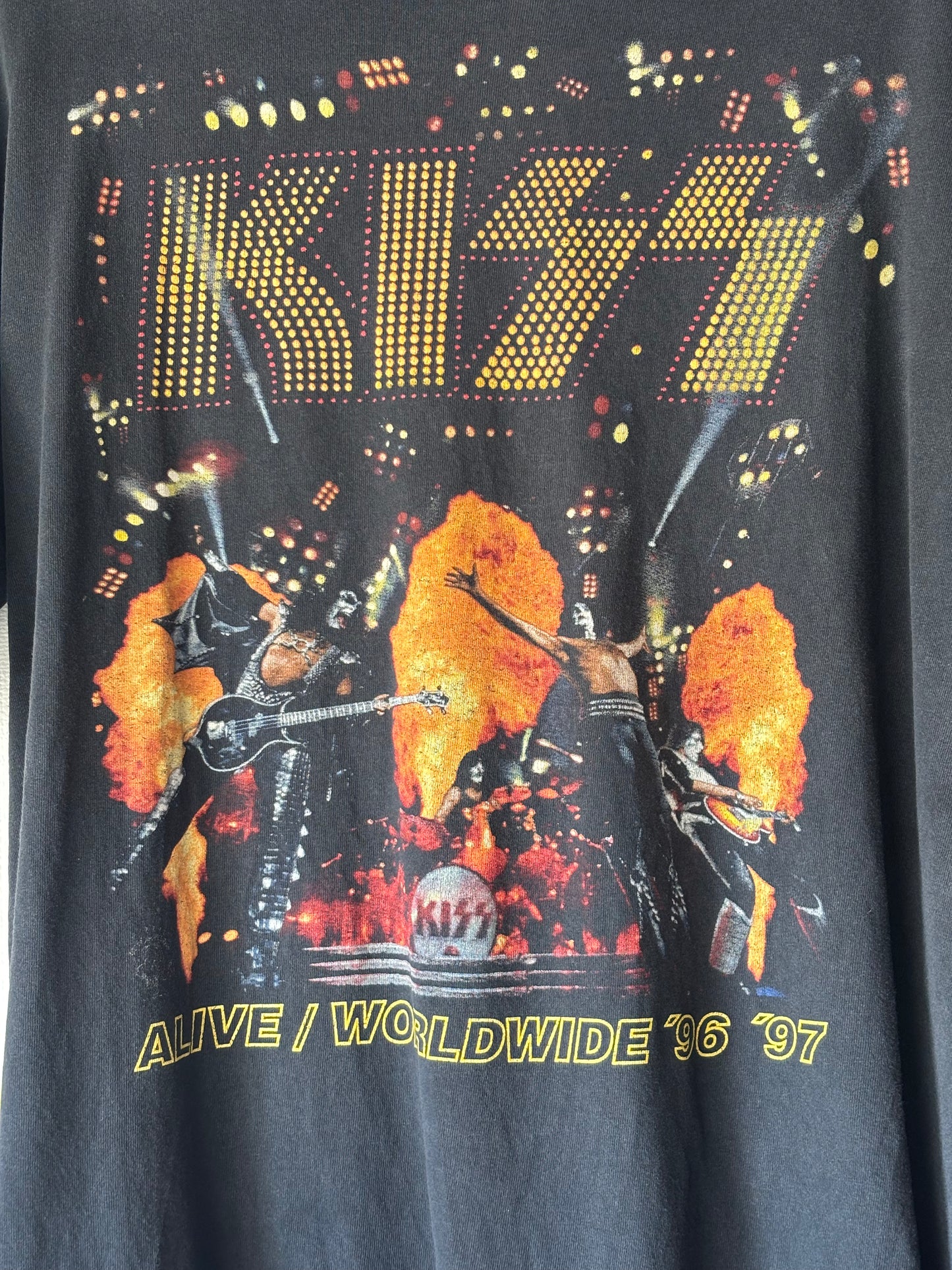 Kiss