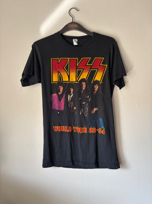Kiss